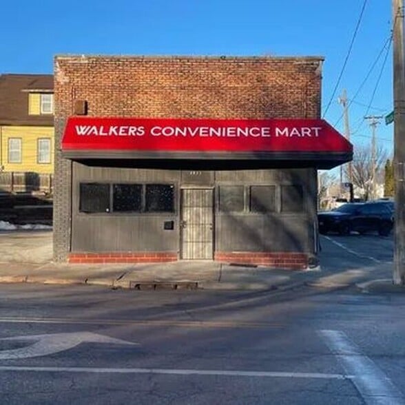Primary Photo Of 3932 N 16th St, Omaha Storefront For Sale