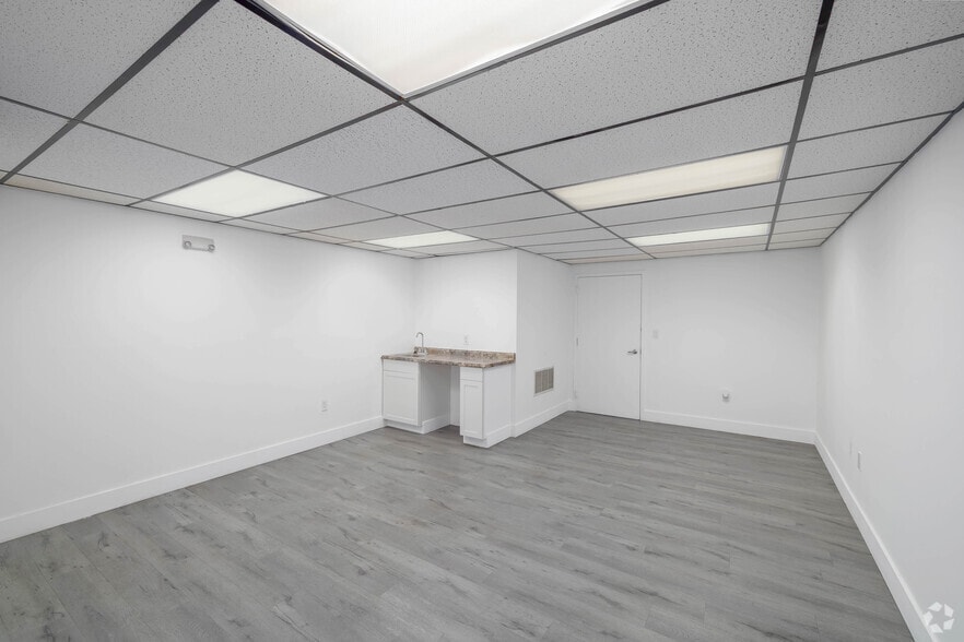 Photo of 1st Floor Ste 17