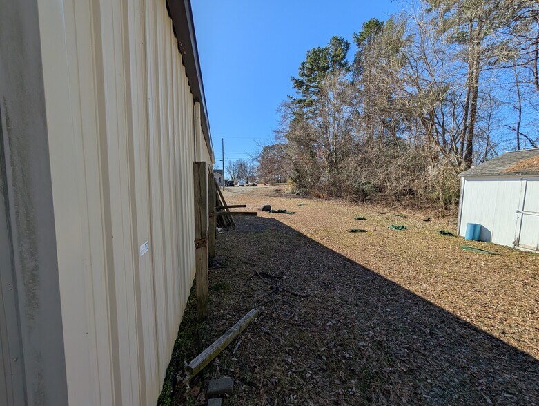 More Photos Of 420 Shoffner St, Graham Industrial For Sale