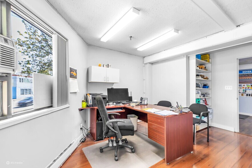 More Photos Of 1872-1874 Kingsway, Vancouver Storefront Retail Office For Sale