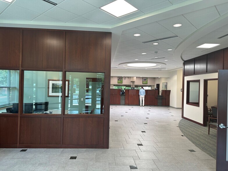 More Photos Of 1015 W Windsor Rd, Champaign Bank For Sale