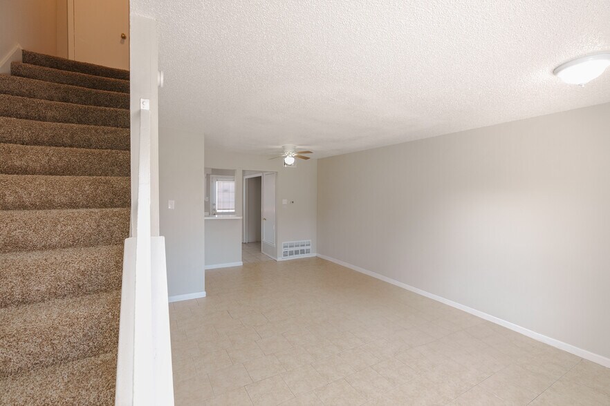More Photos Of 2813 Wimbledon Ct, Garland Apartments For Sale
