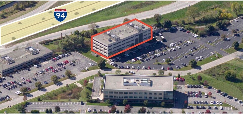 More Photos Of N14W23833 Stone Ridge Dr, Waukesha Office For Lease
