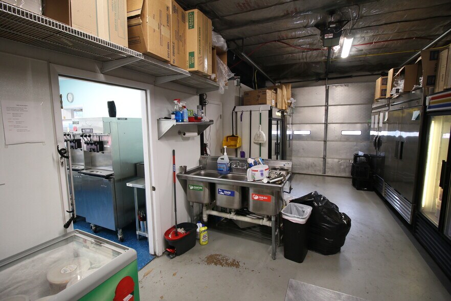 More Photos Of 1706 N Main Ave, Scranton Restaurant For Sale