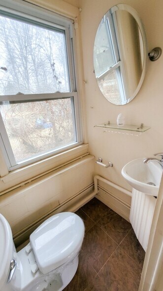 More Photos Of 4 The Lane, Somers Township Office For Sale