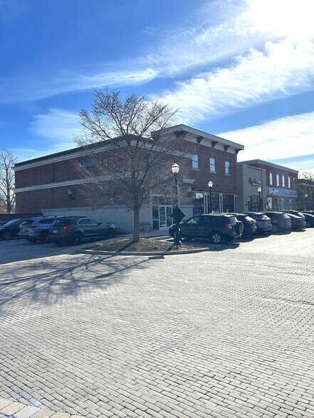 More Photos Of 8201-8231 Calumet Ave, Munster Storefront For Lease