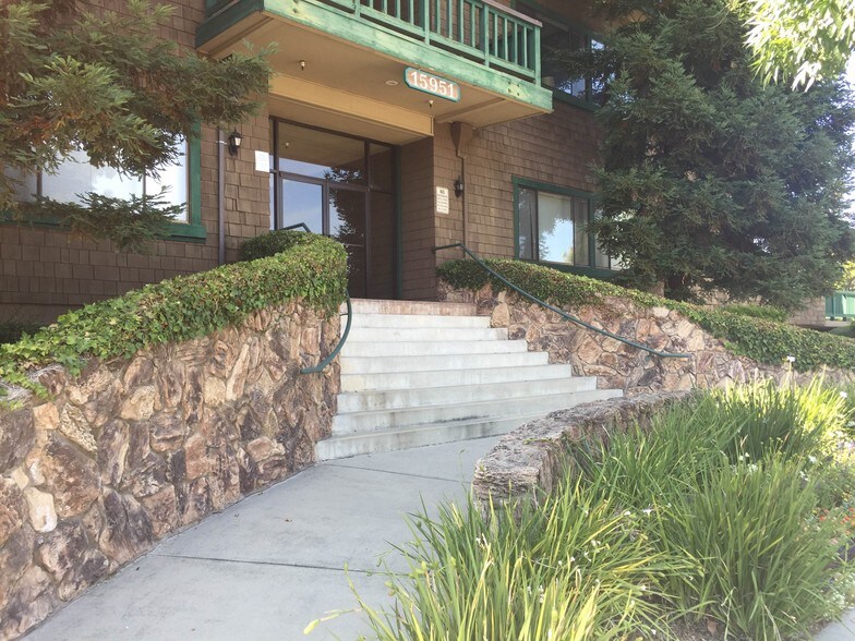 More Photos Of 15951 Los Gatos Blvd, Los Gatos Loft Creative Space For Lease