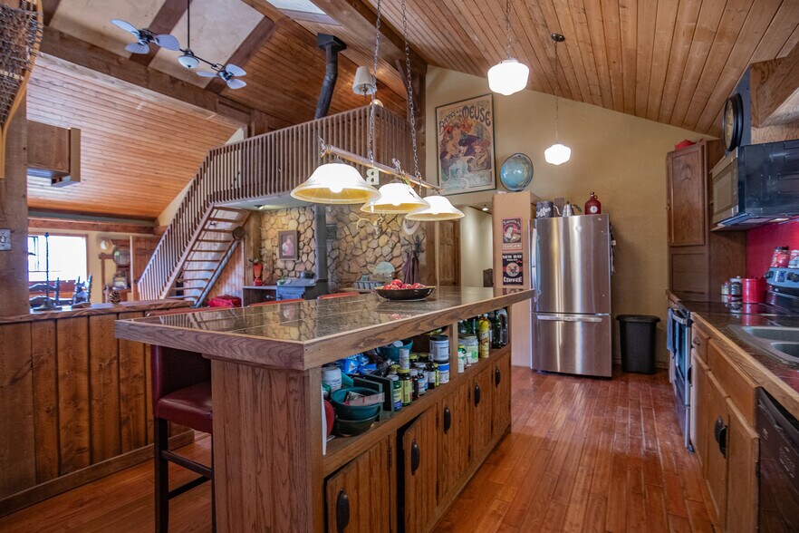 More Photos Of 949 Highway 82, Mountain Park Storefront Retail Residential For Sale