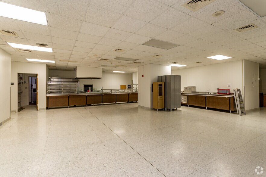 More Photos Of 600 N Main St, Mount Vernon Congregate Senior Housing For Sale