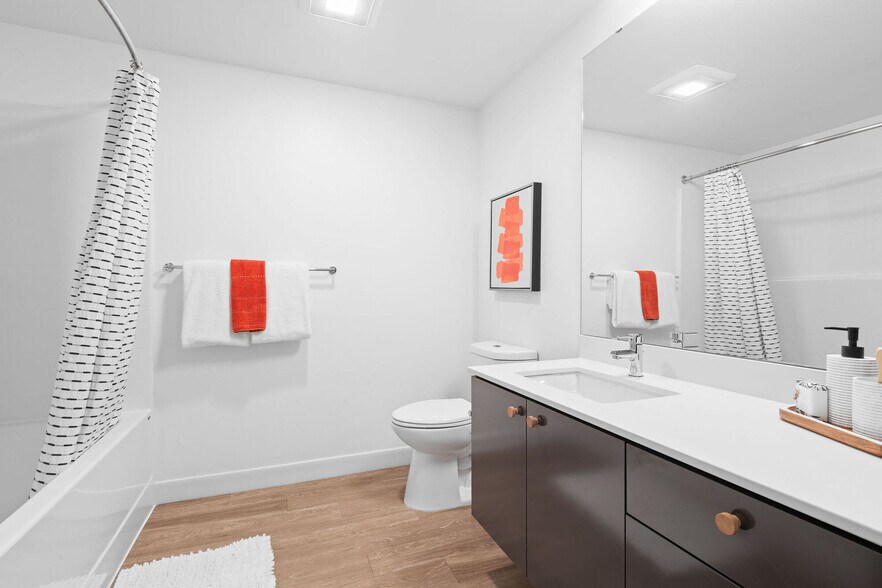 More Photos Of 2309 S Jackson St, Seattle Apartments For Lease