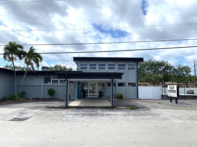 More Photos Of 3910 NW 49th St, Tamarac Veterinarian Kennel For Sale