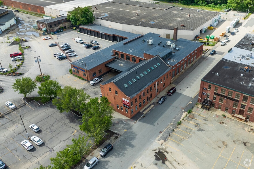 More Photos Of 95-99 Prescott St, Worcester Flex For Lease