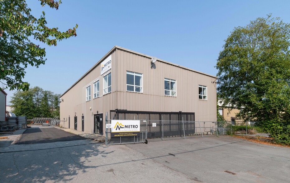 More Photos Of 11517 132A St, Surrey Warehouse For Sale