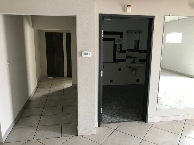 More Photos Of 3650 S Eastern Ave, Las Vegas Medical For Lease