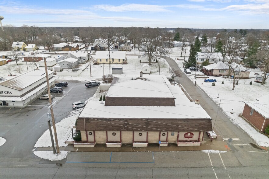 More Photos Of 621 N Halleck St, Demotte Religious Facility For Sale