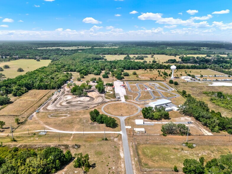 More Photos Of 5821 Pit Rd, Bushnell Flex For Sale