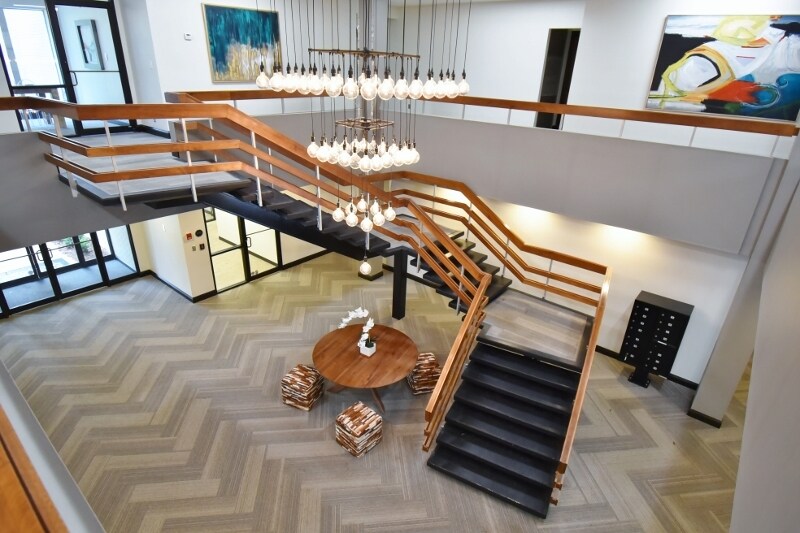 More Photos Of 824 S Milledge Ave, Athens Office For Lease