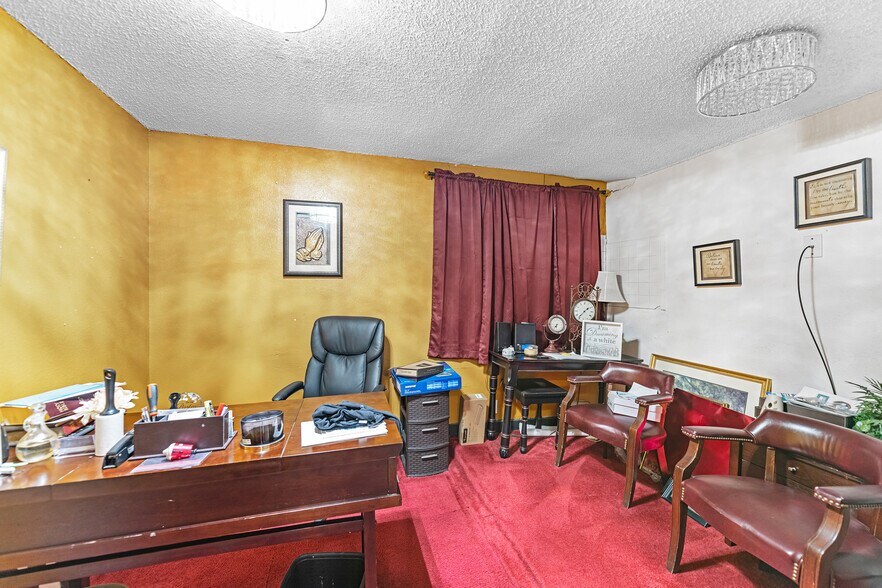 More Photos Of 7512 Lockwood Dr, Houston Specialty For Sale
