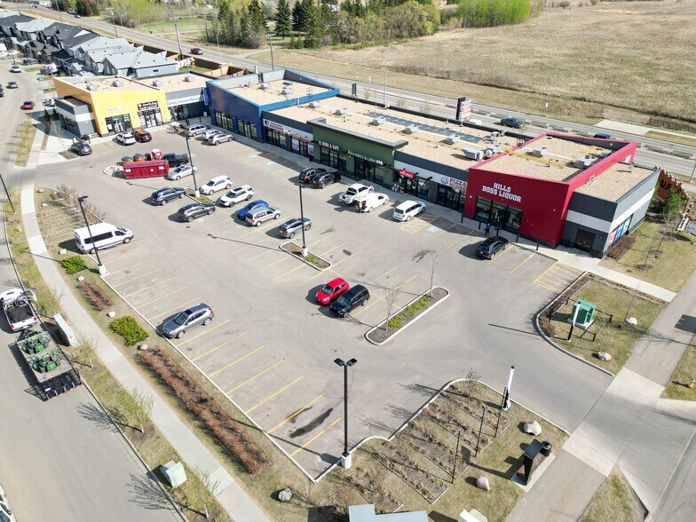 More Photos Of 3723B 8 Av SW, Edmonton Storefront For Lease