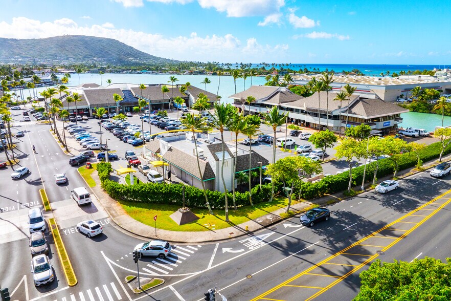 More Photos Of 377 Keahole St, Honolulu General Retail For Sale