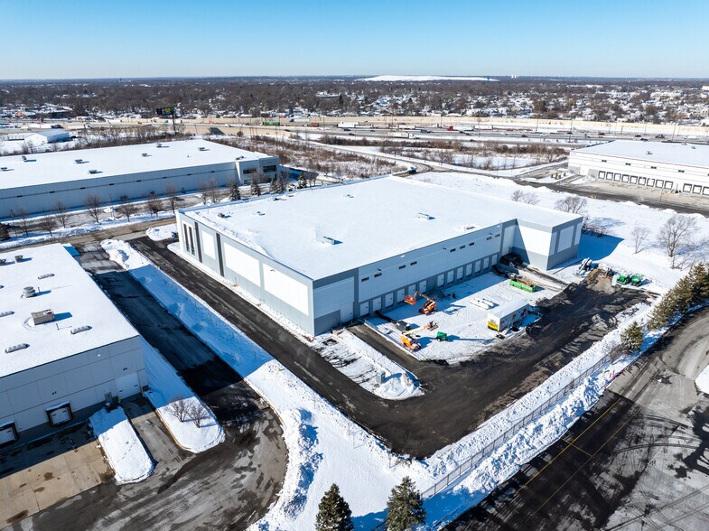 More Photos Of 10321 Beaudin Boulevard, Woodridge Industrial For Sale