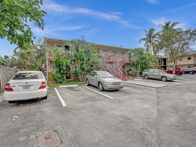 More Photos Of 1211 NE 23rd Ave, Pompano Beach Apartments For Sale
