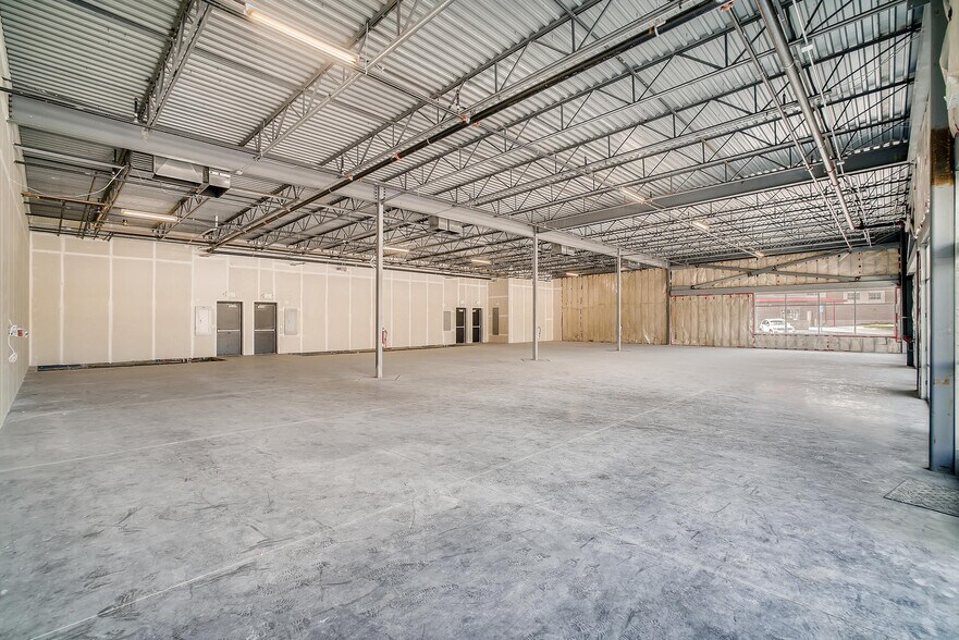 More Photos Of 6200 Leetsdale Dr, Denver Storefront For Lease