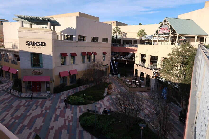 More Photos Of 520 Deep Valley Dr, Rolling Hills Estates Hospital For Lease
