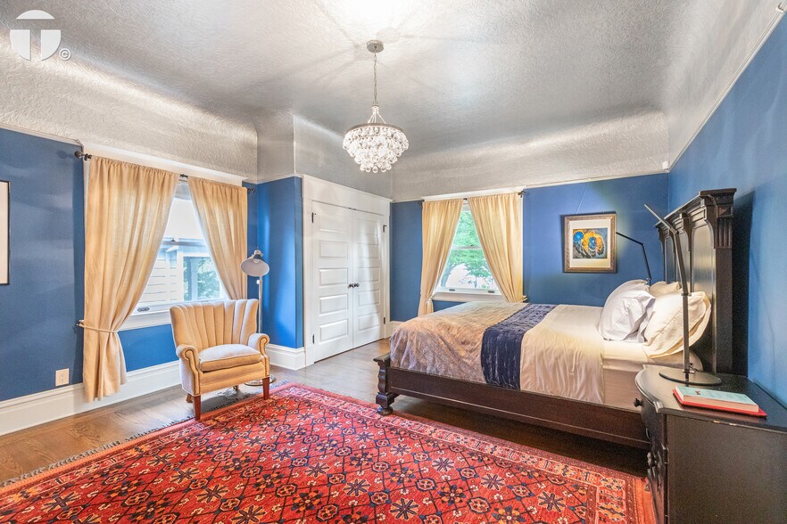 More Photos Of 2220 Capitol Ave, Sacramento Apartments For Sale