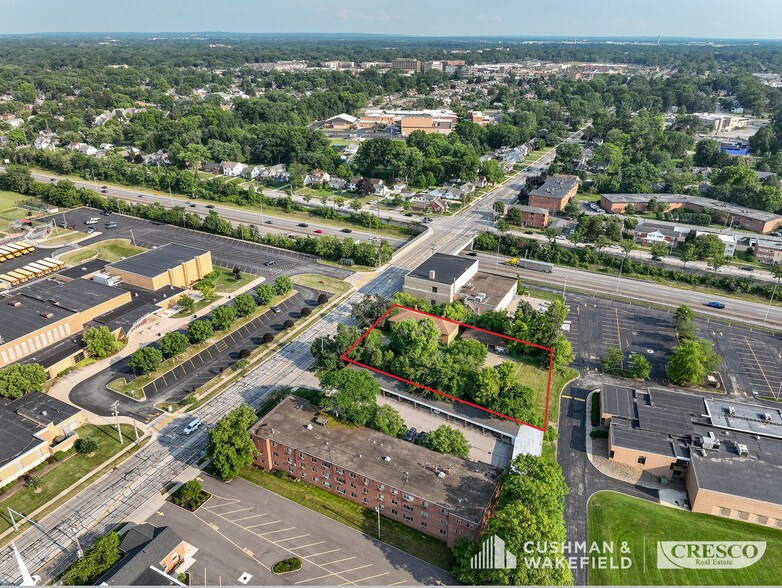 More Photos Of 1560 Wagar Rd, Rocky River Apartments For Sale