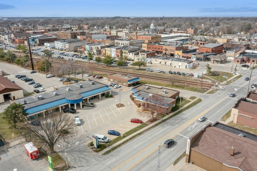 More Photos Of 213-217 Duff Ave, Ames Unknown For Lease