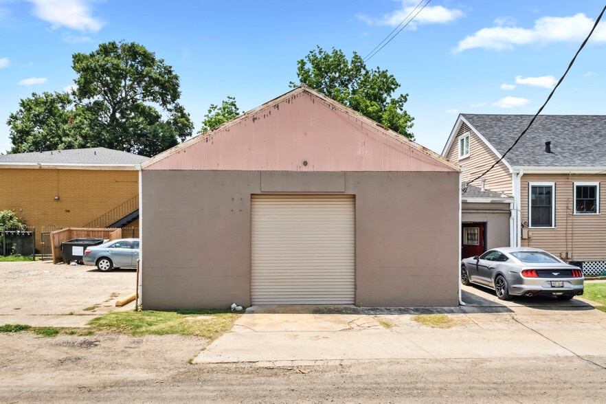 More Photos Of 8704 Oak St, New Orleans Office For Lease