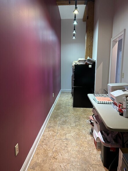 More Photos Of 79 Warren St, Glens Falls Apartments For Lease