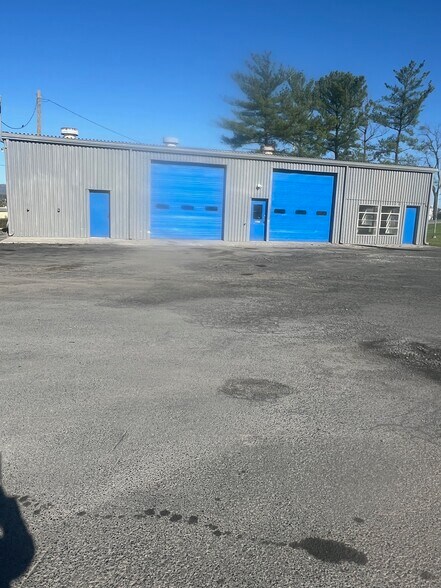 More Photos Of 294 Front Royal Rd, Strasburg Auto Repair For Lease