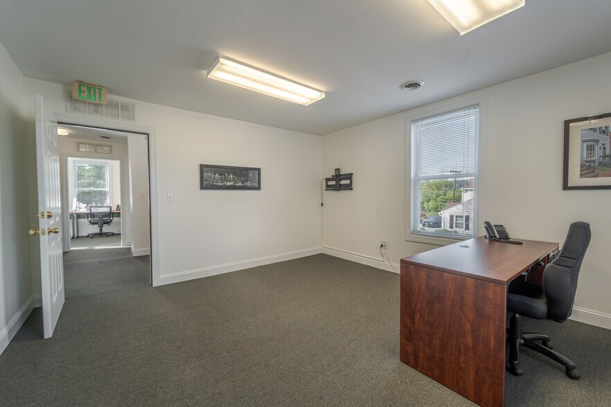 More Photos Of 134 Cockeysville Rd, Cockeysville Medical For Lease