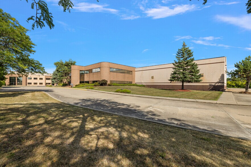 More Photos Of 33842 James J. Pompo Dr, Fraser Manufacturing For Sale