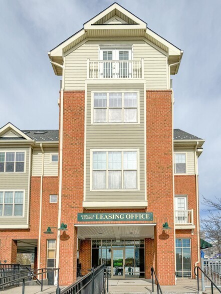 More Photos Of 290 Exchange Blvd, Rochester Apartments For Lease