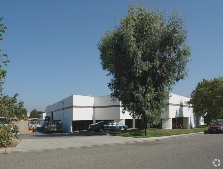 More Photos Of 180 Vander St, Corona Warehouse For Sale