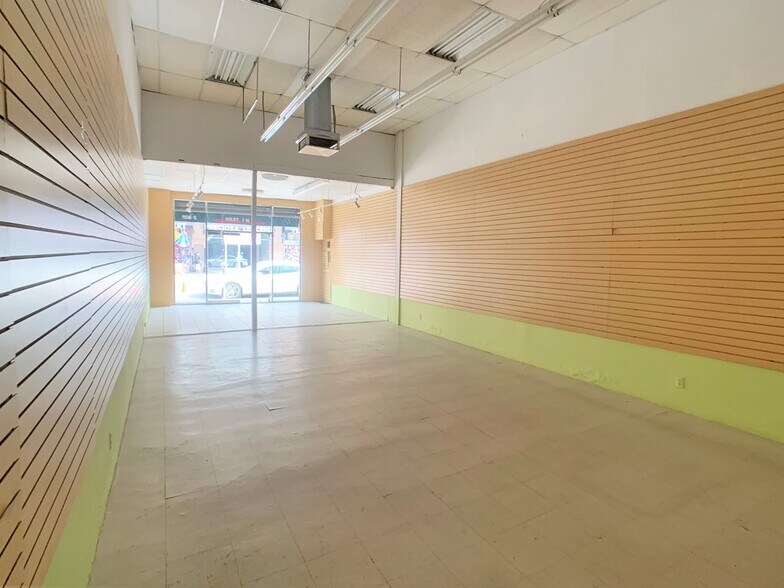 More Photos Of 1100-1106 S Los Angeles St, Los Angeles General Retail For Sale
