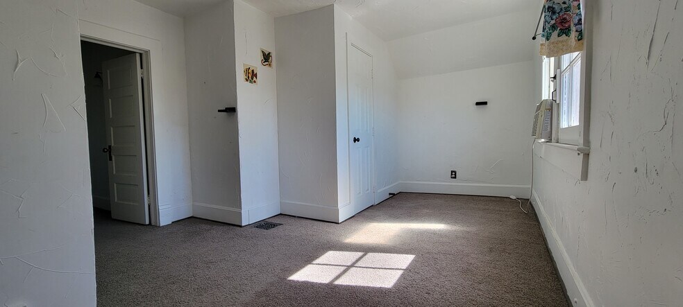 More Photos Of 902 Greenwood Ave, Canon City Apartments For Sale