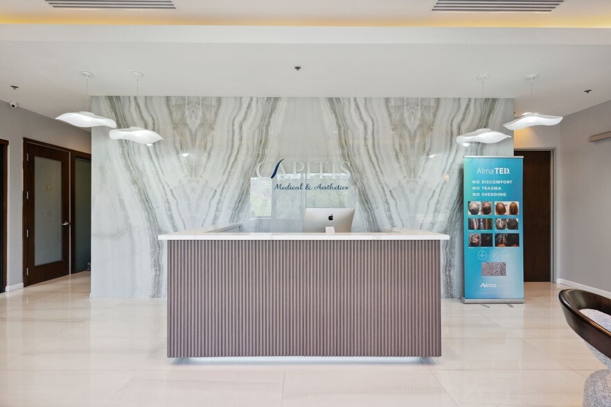 More Photos Of 11189 Sorrento Valley Rd, San Diego Research And Development For Sale