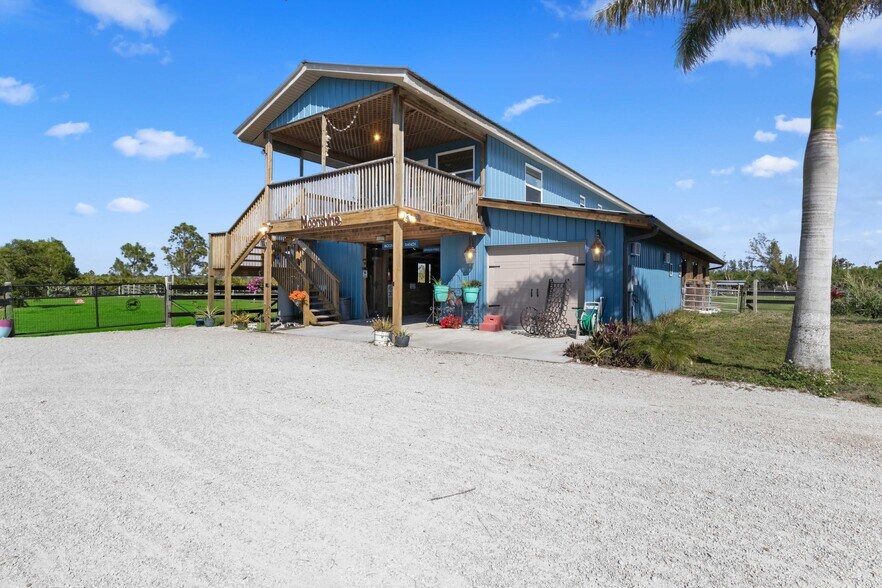 More Photos Of 6050 Stringfellow Rd, Saint James City Land For Sale