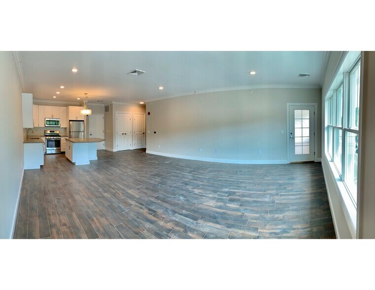More Photos Of 62 Main St, Bloomingdale Apartments For Lease