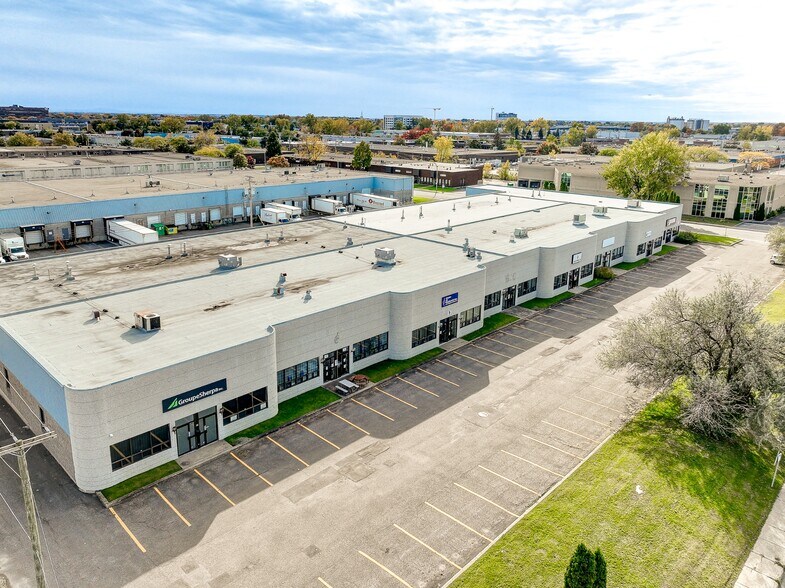 More Photos Of 80-150 Av Lindsay, Dorval Warehouse For Lease