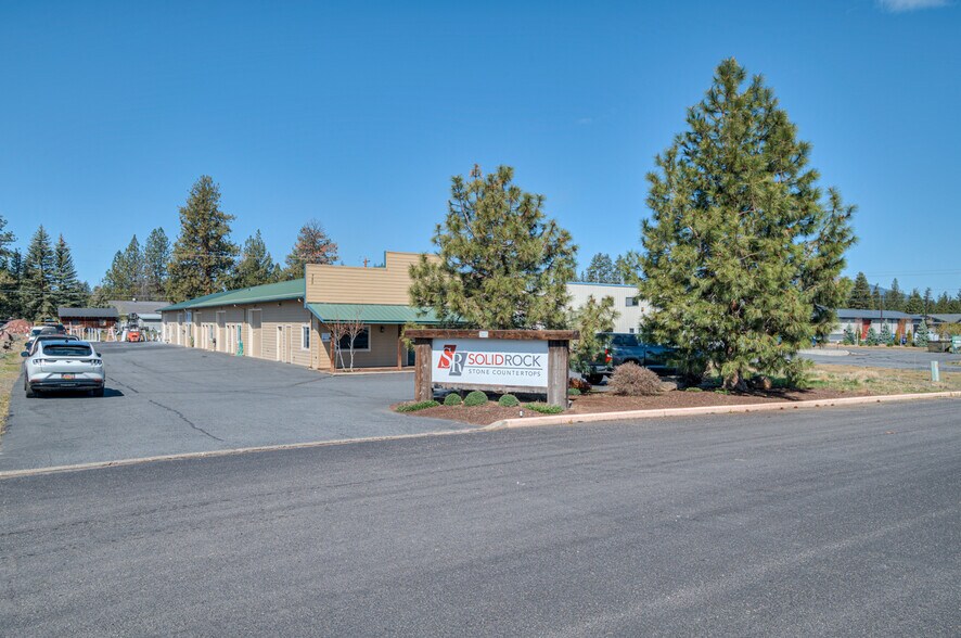 More Photos Of 723 N Curtis Ct, Sisters Industrial For Sale