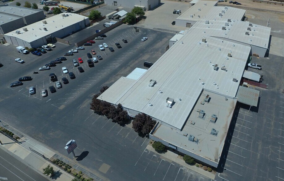 Primary Photo Of 4381 N Brawley Ave, Fresno Warehouse For Lease