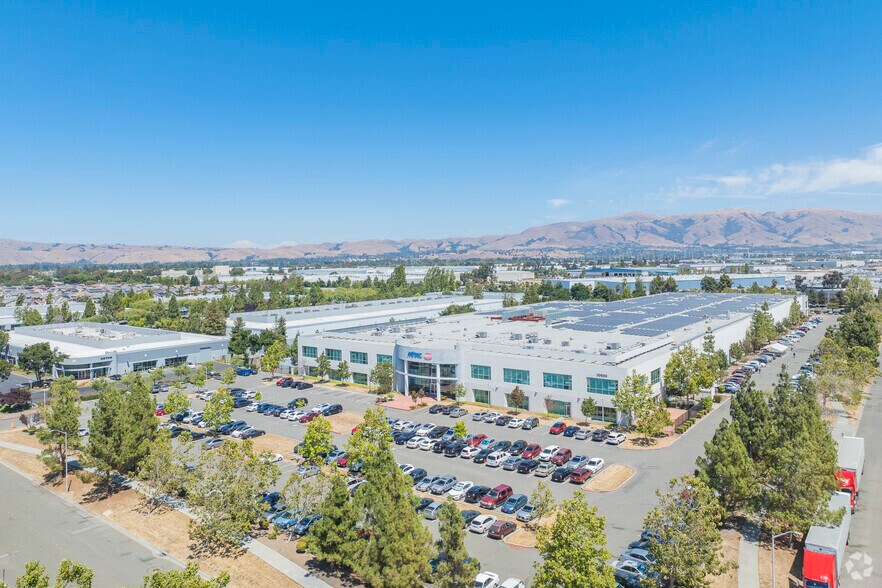 More Photos Of 39611 Eureka Dr, Fremont Unknown For Lease