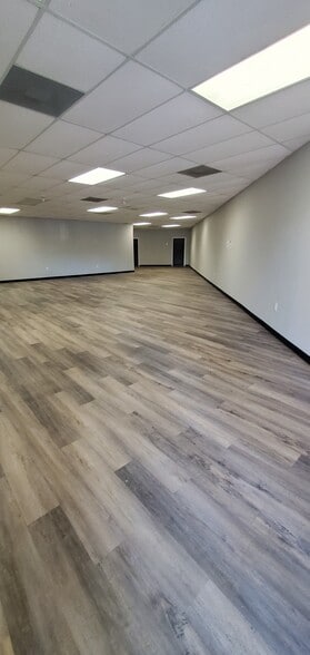 More Photos Of 16460 Kuykendahl Rd, Houston Unknown For Lease