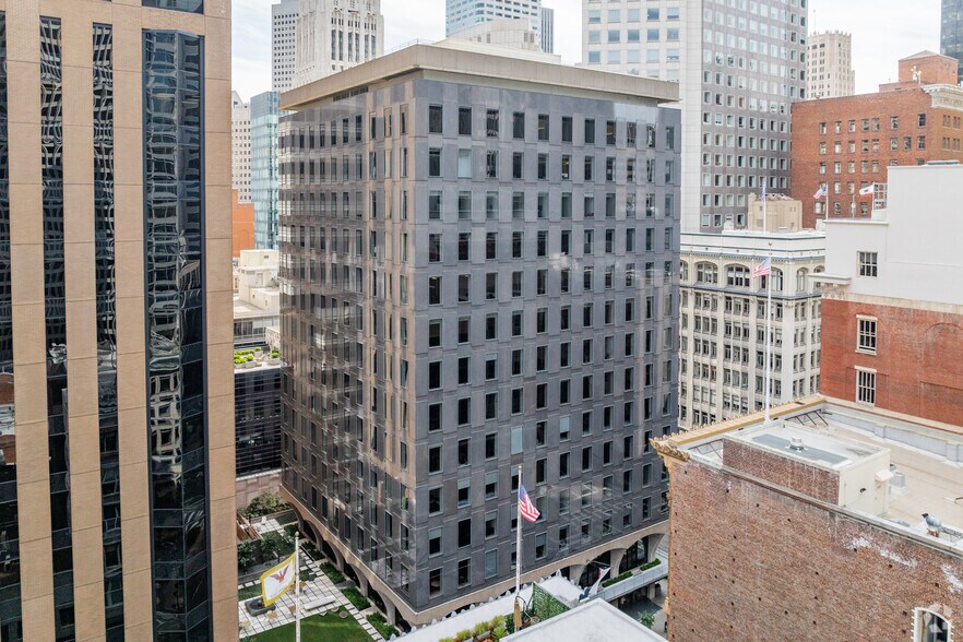 More Photos Of 255 California St, San Francisco Coworking Space