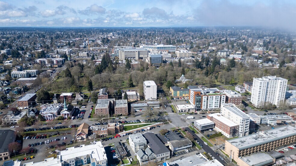 More Photos Of , Tacoma Multifamily For Sale